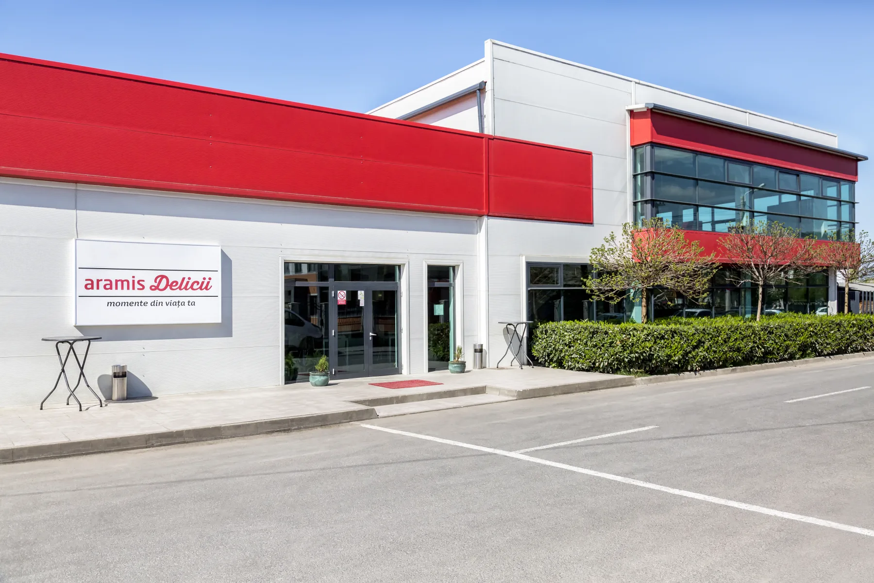 InvestaCCI Spatii Comerciale