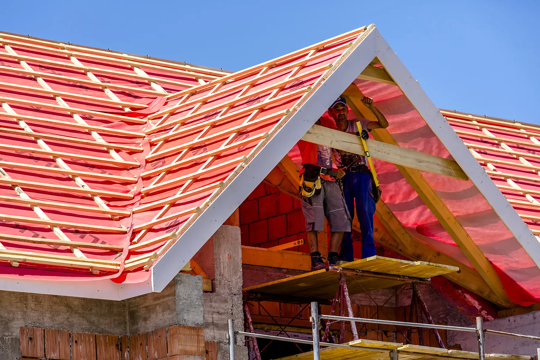 InvestaCCI Case si Vile